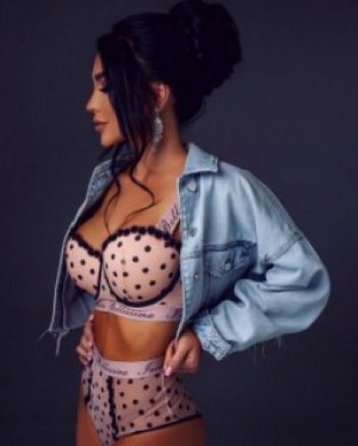 Индивидуалка Амина